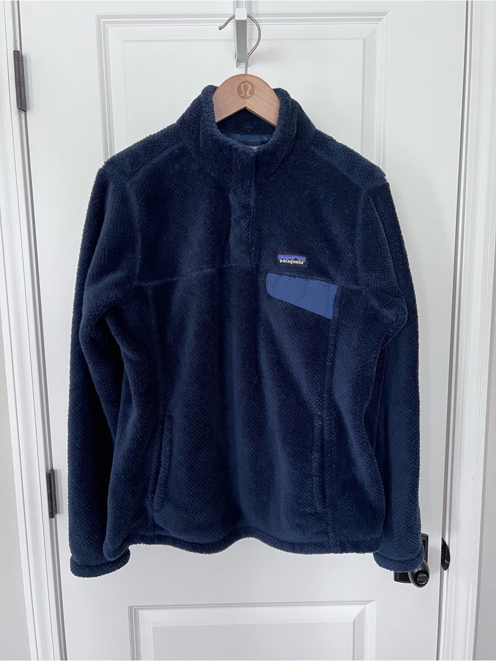 Patagonia Women’s Dark Navy Polartec Thermal Pro Fleece Pullover Size Large EUC